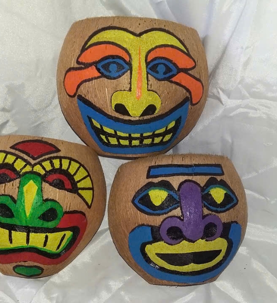 Coconut handicrafts 8